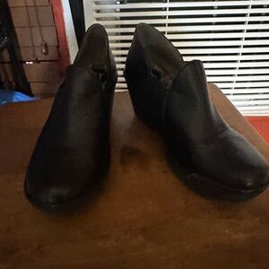 Fly London Black Ankle Boots Sleek Minimalist Design